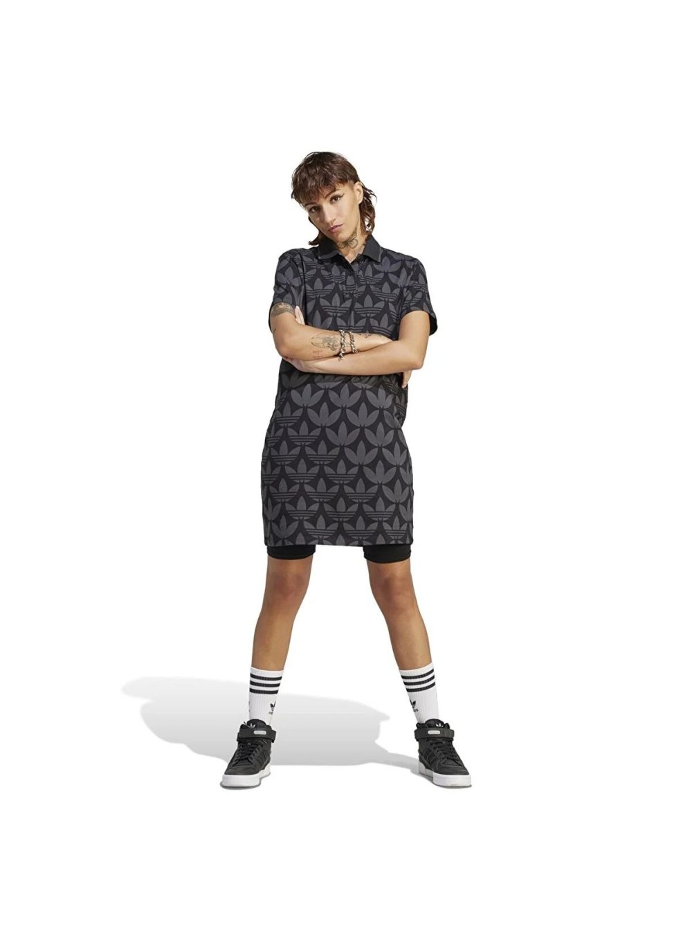 پیراهن خاکستری یک‌سره ورزشی طرح adidas